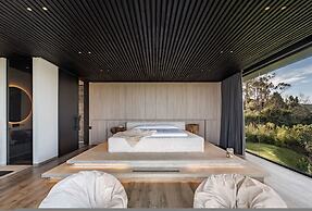 Ultra Luxury Villa With Unique Lake View