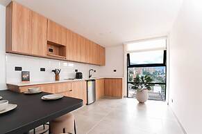 Metropolitan Living 1515