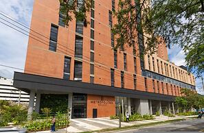 Metropolitan Living 1515