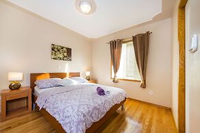 Beachfront Apartment Mareo 4