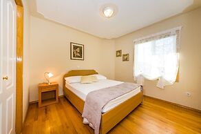 Beachfront Apartment Mareo 3
