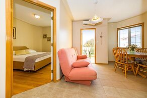 Beachfront Apartment Mareo 3