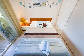 Beachfront Apartment Mareo 6