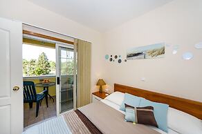 Beachfront Apartment Mareo 6