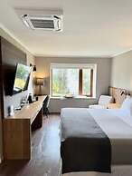 Cascadas Hotel