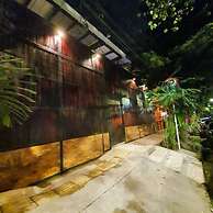 Casa Madera Parque Lleras With Private Jacuzzi