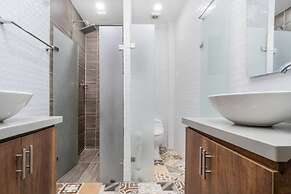 Casa Madera Parque Lleras With Private Jacuzzi