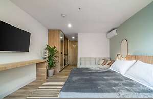 Go Living Suites - 914