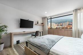 Go Living Suites - 1305