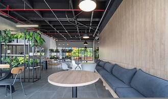 Go Living Suites - 1305