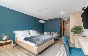 Go Living Suites - 1305