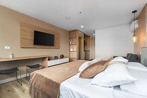 Go Living Suites - 1317