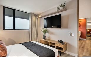 Go Living Suites - 807