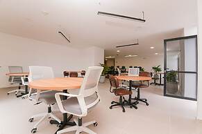 Metropolitan Living - 515a