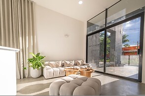 Metropolitan Living - 515a