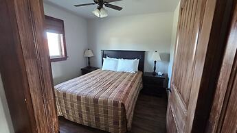 Motel & Chalets l'Acadien sur mer