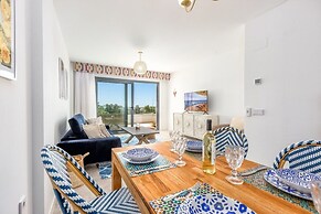 Sb3.11g - Modern & Well Connected 2 bed Apartment