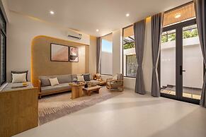 N TO M Villa