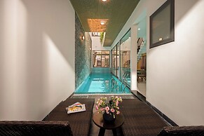 N TO M Villa