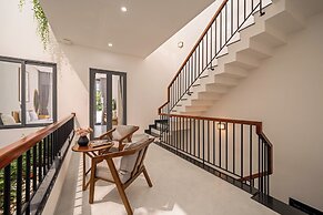 N TO M Villa