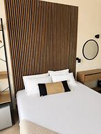Aurelia Rooms