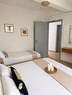 Aurelia Rooms