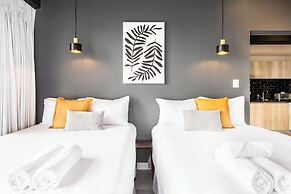 SILK-408 Convenient Apartment in Zone 4