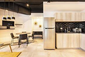 SILK-408 Convenient Apartment in Zone 4