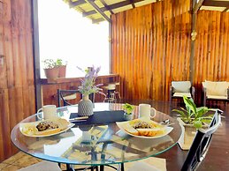Paulos View Lodge