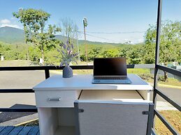 Paulos View Lodge