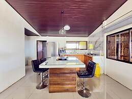 Paulos View Lodge