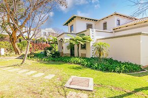 3 bed Cluster Home in Sandton