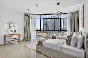 Silkhaus Modern 2bdr Flat in Julphar Tower