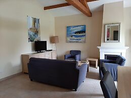 Villa in Parthenay With Private Garden