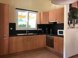 Villa in Parthenay With Private Garden