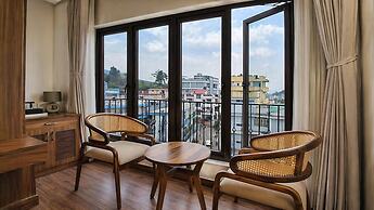 Valmere Chery Blossom Suites