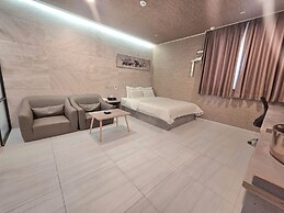Suwon Station Hotel Terry's