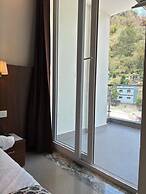 SUNBURRY HOTEL TAPOVAN RISHIKESH