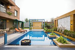 ELIVAAS Noahs Ark 3BHK Villa with Pool