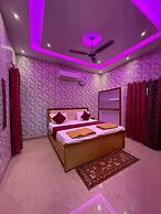 Hotel Vijaya Palace