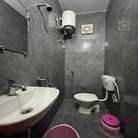 Hotel Vijaya Palace