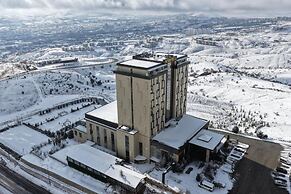 WINDYHILL HOTEL