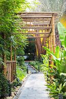 D' Hoa Lư Bamboo Retreat & Coffee