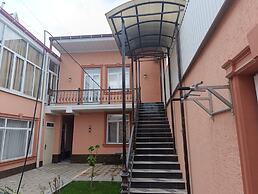 Bilol Guest House