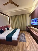 Infinity Hotel