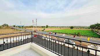 Mandhata Riverview Palace