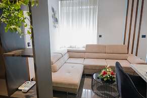 Modern apartment Zeravica with balcony