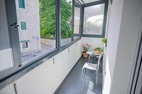 Modern apartment Zeravica with balcony