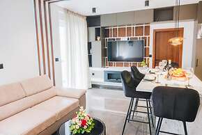 Modern apartment Zeravica with balcony