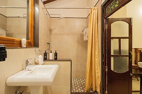 Alaya Stays Casa do Mar Heritage 4BHK